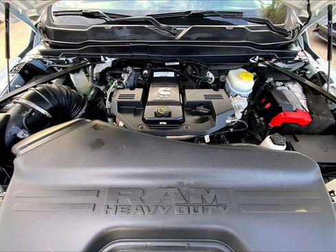 Used 2024 RAM 3500 Tradesman w/ Towing Technology Group image 28