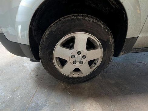 Used 2004 Saturn Vue AWD V6 image 11