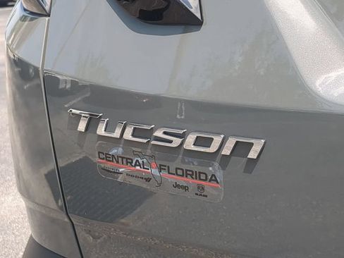 Used 2024 Hyundai Tucson Limited FWD image 12