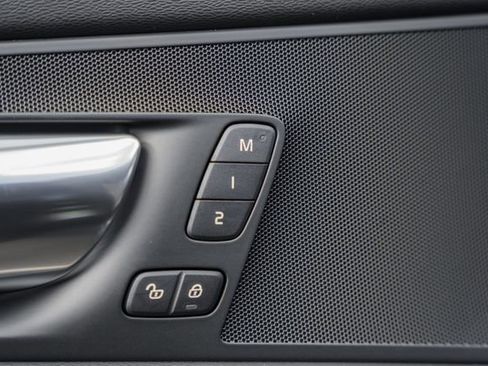 New 2026 Volvo XC60 T8 Plus w/ Protection Package Premier image 38