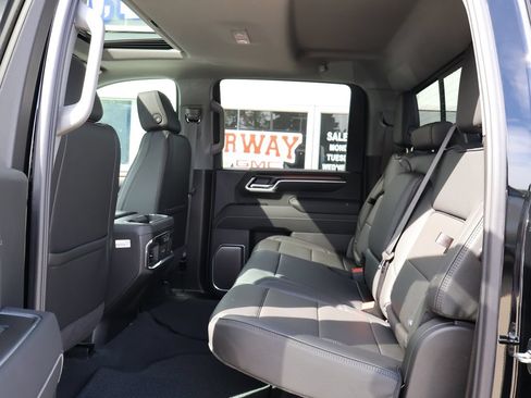 New 2026 GMC Sierra 2500 Denali w/ Denali Reserve Package AWD/4WD image 29