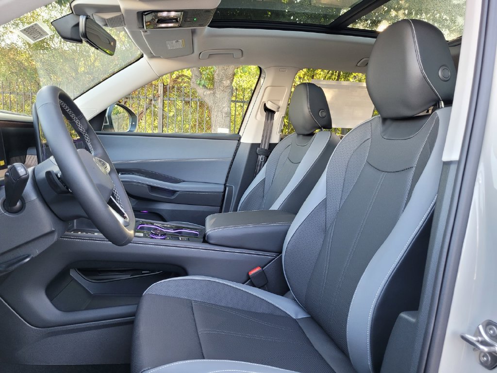 New 2027 Volkswagen Atlas SE AWD/4WD image 11