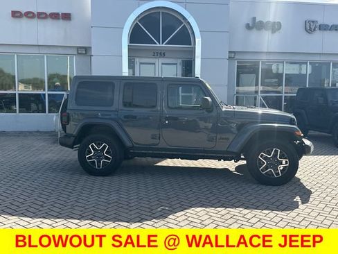 Used 2026 Jeep Wrangler Unlimited Sahara AWD/4WD image 6