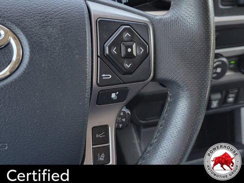 Used 2019 Toyota Tacoma SR5 AWD/4WD image 29