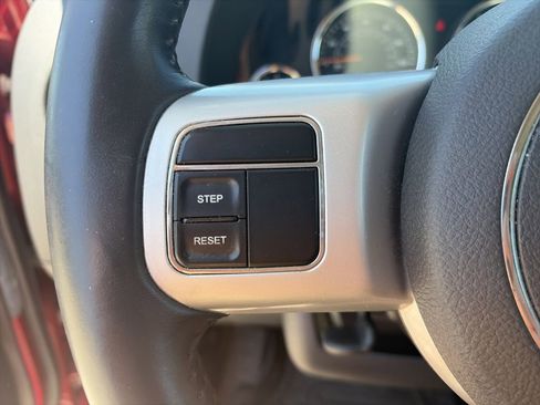 Used 2017 Jeep Compass High Altitude FWD image 19