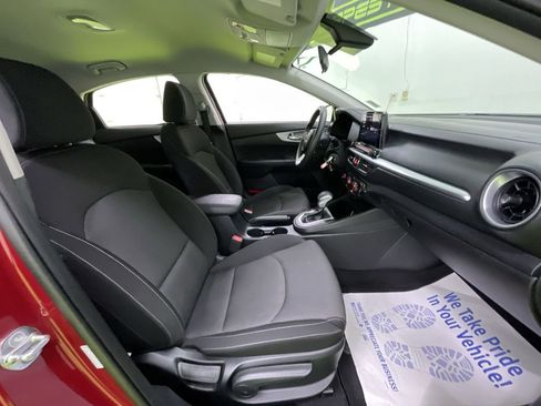 Used 2023 Kia Forte LXS w/ LXS Technology Package image 28