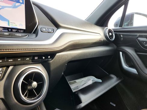 Used 2022 Chevrolet Blazer Premier w/ Enhanced Convenience Package image 16