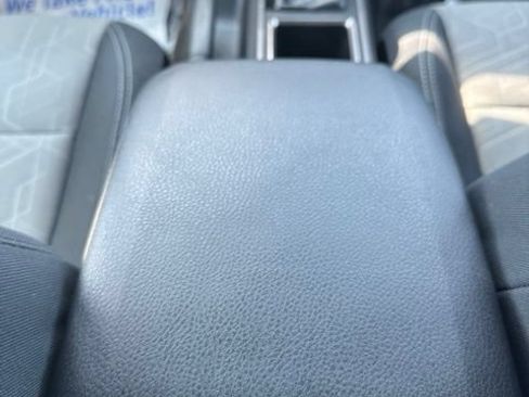 Used 2022 Toyota Tacoma TRD Sport w/ Technology Package AWD/4WD image 36