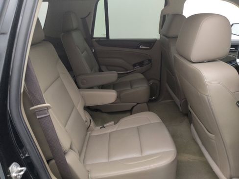 Used 2017 GMC Yukon SLT w/ Premium Edition RWD image 19
