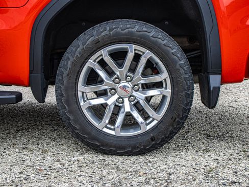 Used 2020 GMC Sierra 1500 SLT w/ SLT Premium Plus Package AWD/4WD image 13