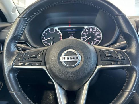Certified 2023 Nissan Sentra SV FWD image 22