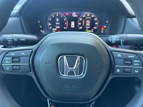 Used 2025 Honda Accord SE image 25