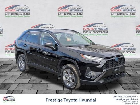 Certified 2023 Toyota RAV4 LE image 1
