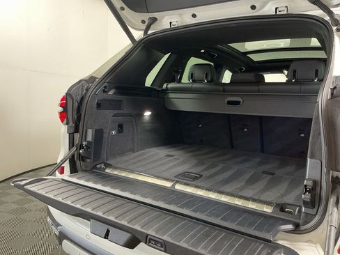 Certified 2025 BMW X5 xDrive50e w/ M Sport Package AWD/4WD image 10