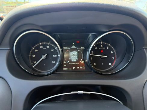 Used 2018 Land Rover Discovery Sport HSE AWD/4WD image 10