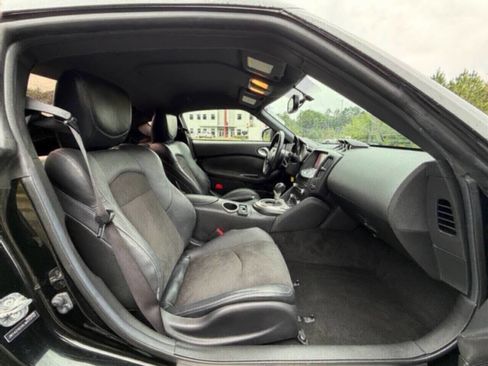 Used 2018 Nissan 370Z Touring image 14