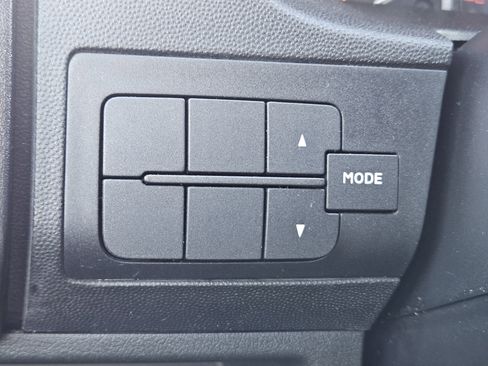 Used 2017 RAM ProMaster 2500 image 19