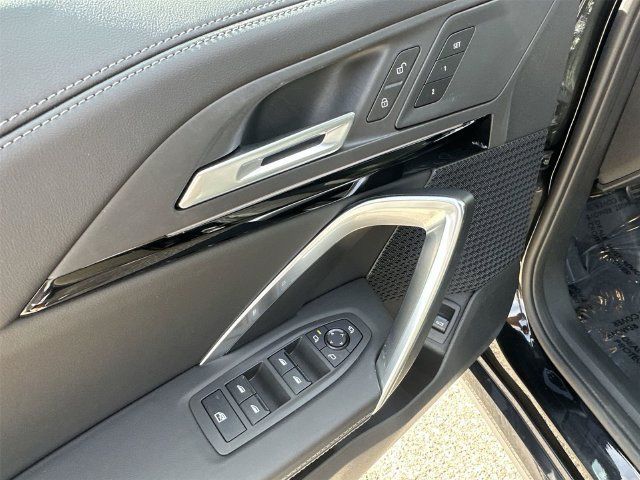 Used 2026 BMW X1 xDrive28i AWD/4WD image 21