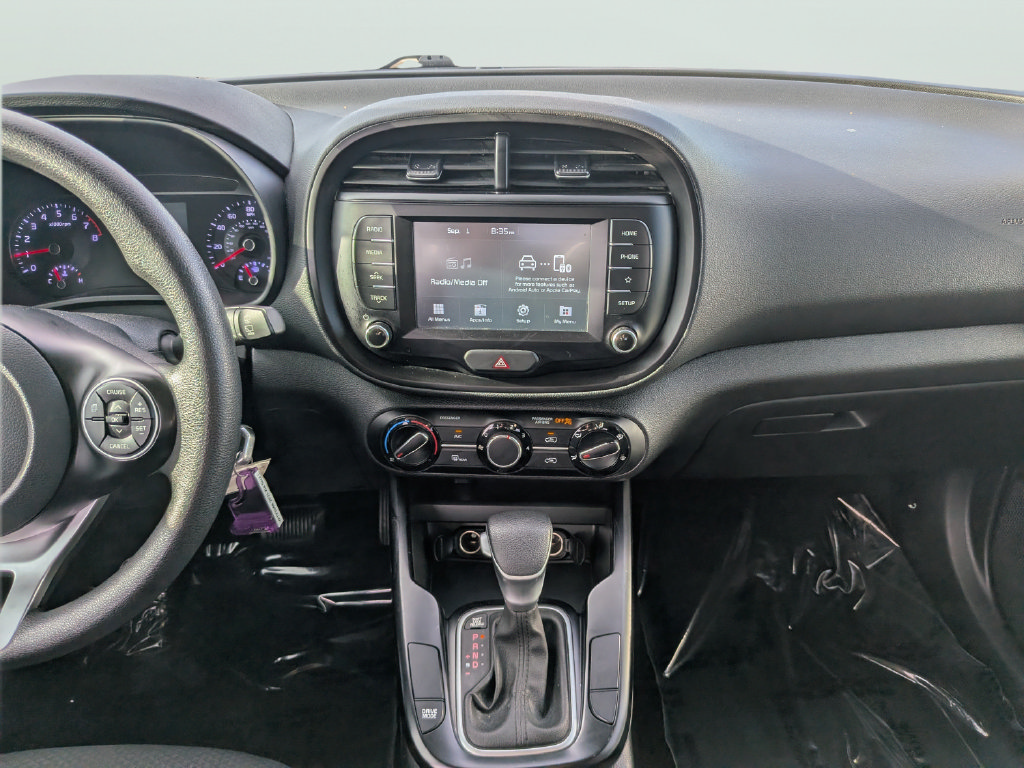 Used 2021 Kia Soul LX FWD image 14