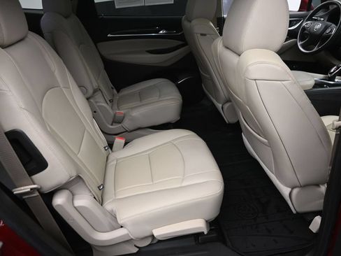 Used 2019 Buick Enclave Premium w/ Experience Buick Package FWD image 10