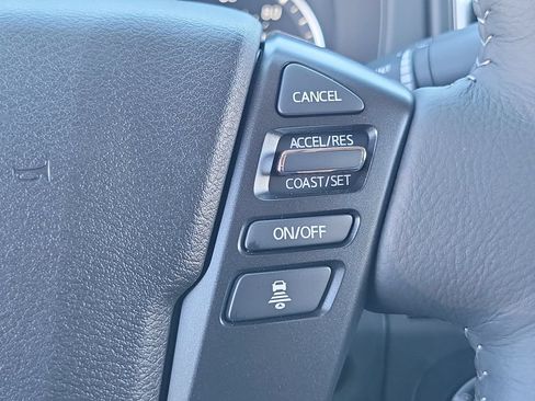 New 2026 Nissan Frontier SV w/ SV Convenience Package AWD/4WD image 6