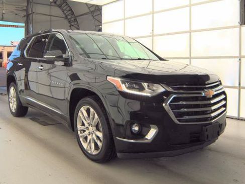 Used 2018 Chevrolet Traverse High Country AWD/4WD image 3