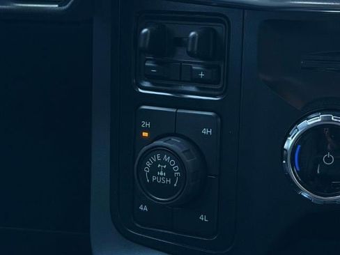 New 2026 Ford F150 Lariat w/ Equipment Group 502A High image 15