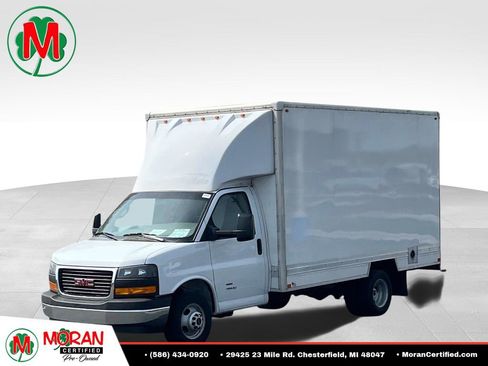 Used 2023 GMC Savana 4500 w/ Power Convenience Package RWD image 1