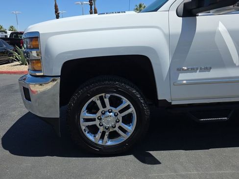 Used 2018 Chevrolet Silverado 2500 LTZ w/ Duramax Plus Package AWD/4WD image 33