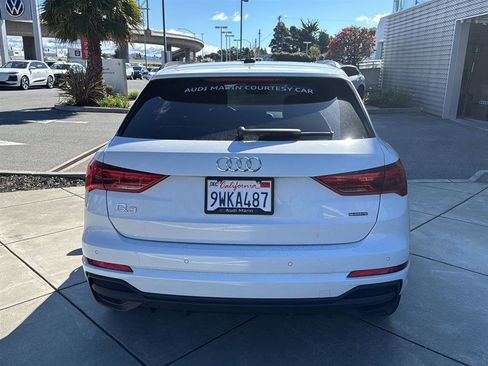 Used 2025 Audi Q3 2.0T Premium w/ Convenience Plus Package image 7