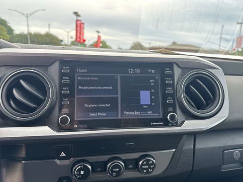 Used 2022 Toyota Tacoma SR5 image 26