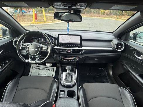 Used 2023 Kia Forte GT-Line w/ GT-Line Premium Package image 13