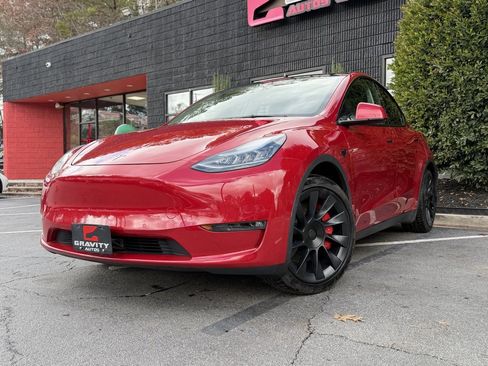 Used 2021 Tesla Model Y Long Range image 2