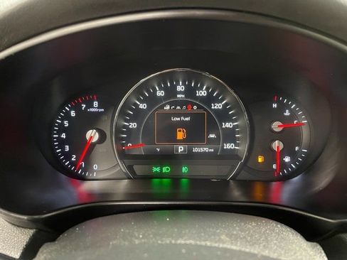 Used 2017 Kia Sorento SX image 18