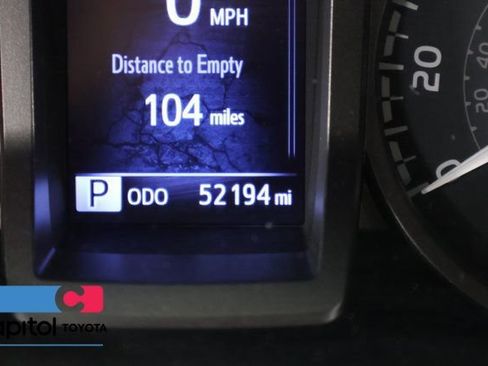 Certified 2020 Toyota Tacoma TRD Off-Road AWD/4WD image 18