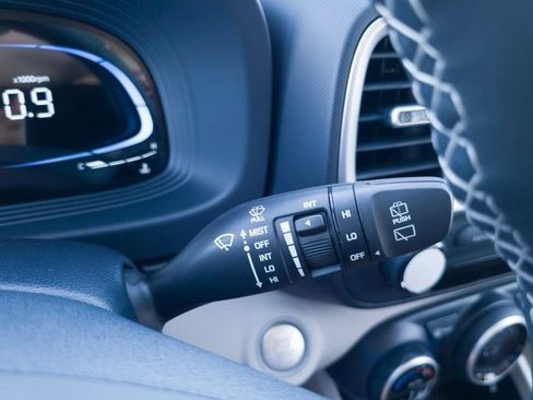 New 2026 Hyundai Venue SEL FWD image 27