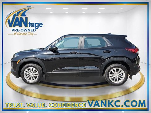 Used 2023 Chevrolet TrailBlazer LS FWD image 10