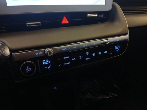 Used 2024 Hyundai Ioniq 5 SEL AWD/4WD image 22