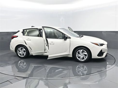 Used 2024 Subaru Impreza 2.0i image 26
