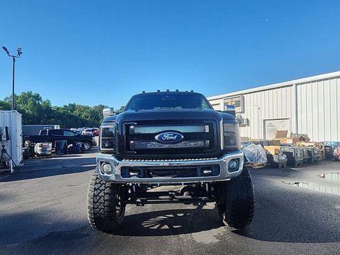 Used 2011 Ford F250 Lariat w/ Lariat Ultimate Pkg AWD/4WD image 8