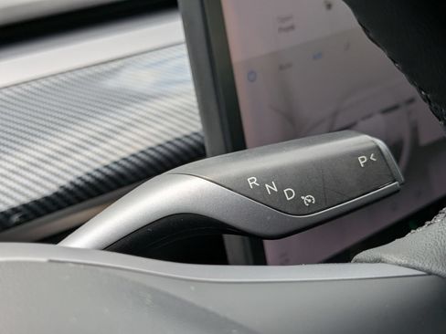 Used 2020 Tesla Model 3 Standard Range RWD image 24