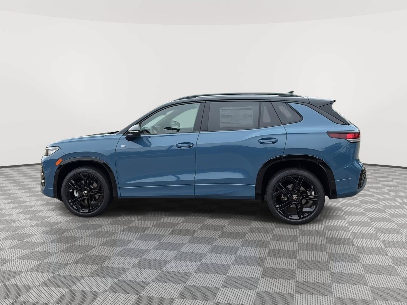 New 2026 Volkswagen Tiguan SE R-Line AWD/4WD image 9