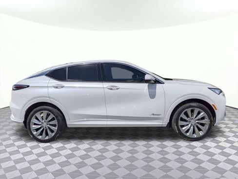 Used 2025 Buick Envista Avenir FWD image 2