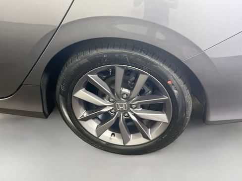 Used 2020 Honda Civic EX image 24