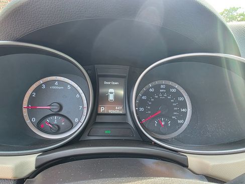 Used 2014 Hyundai Santa Fe Sport w/ Popular Equipment Package 02 AWD/4WD image 50