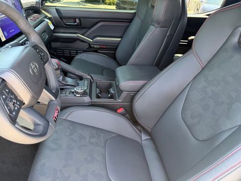 Used 2026 Toyota Tacoma TRD Pro AWD/4WD image 10