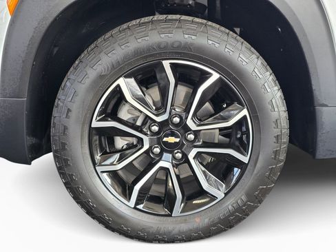 Used 2023 Chevrolet TrailBlazer ACTIV AWD/4WD image 11