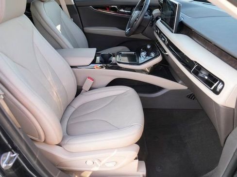 Used 2023 Lincoln Nautilus Reserve w/ Equipment Group 201A image 19