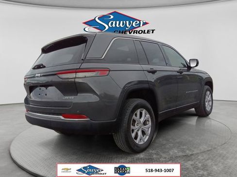 Used 2022 Jeep Grand Cherokee Limited AWD/4WD image 5