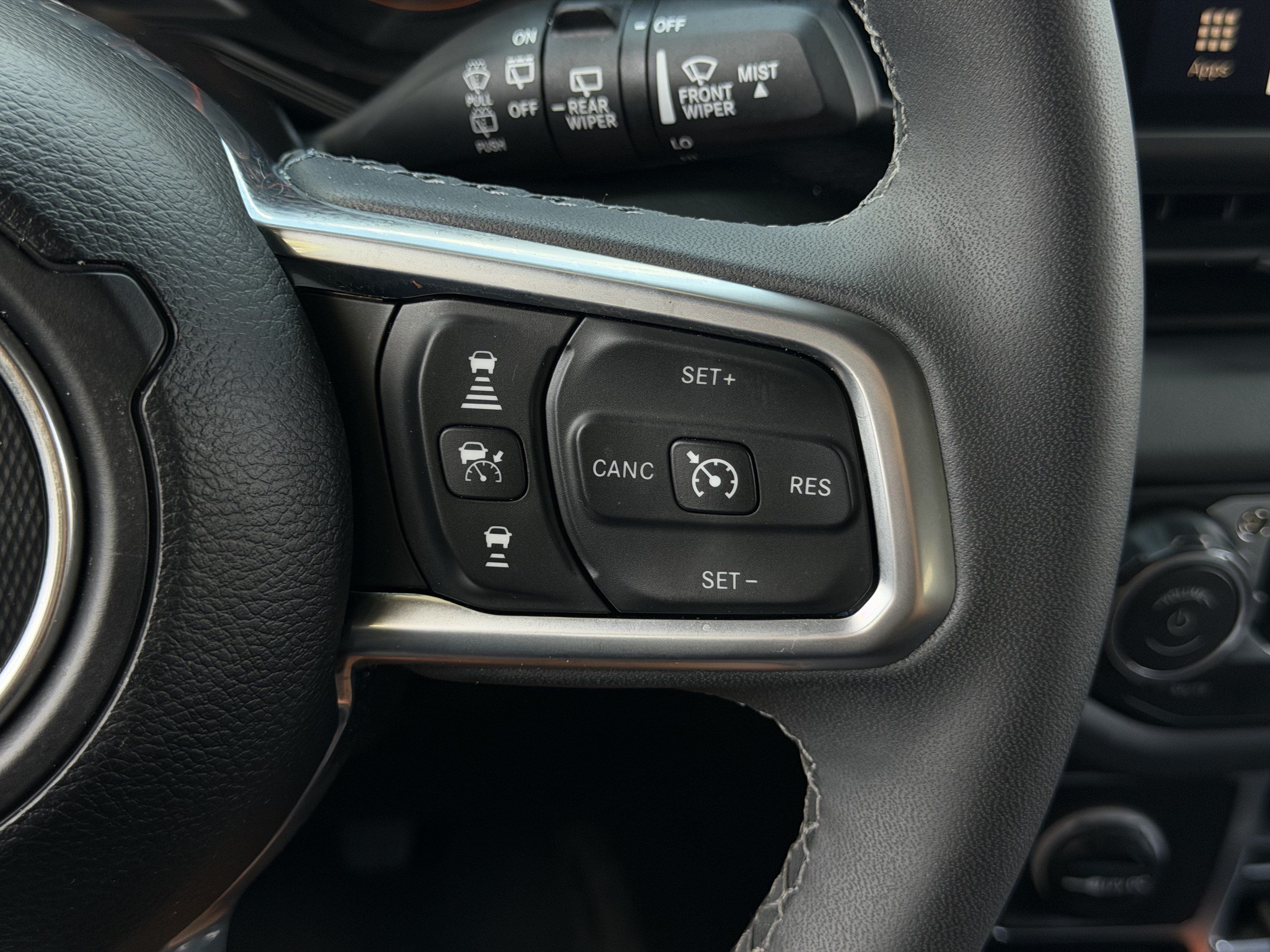 Used 2026 Jeep Wrangler Unlimited Sahara AWD/4WD image 19